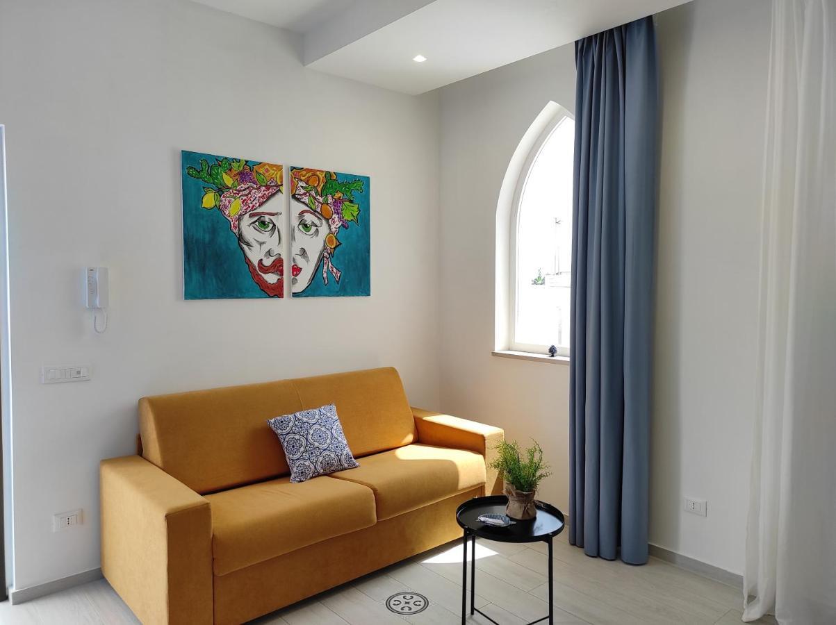 White Wall Luxury Rooms Scala Dei Turchi Реалмонте Екстериор снимка