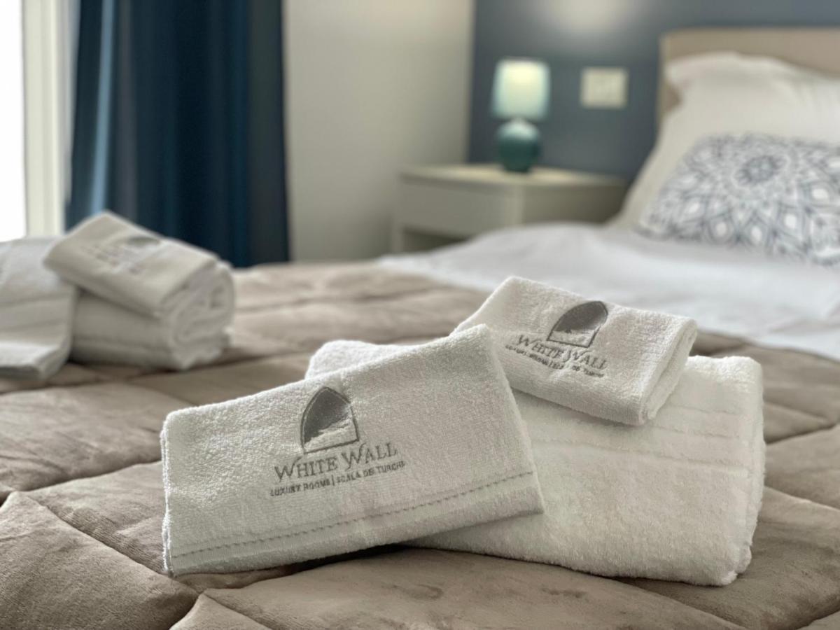 White Wall Luxury Rooms Scala Dei Turchi Реалмонте Екстериор снимка