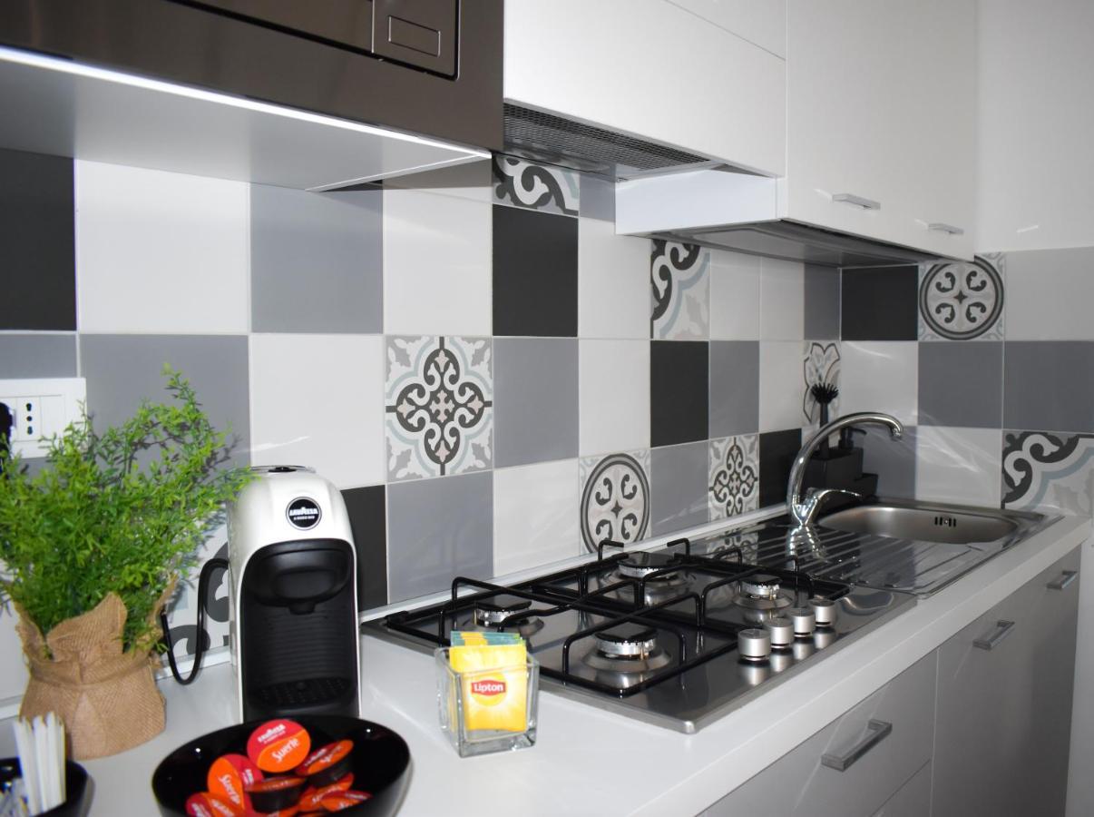 White Wall Luxury Rooms Scala Dei Turchi Реалмонте Екстериор снимка