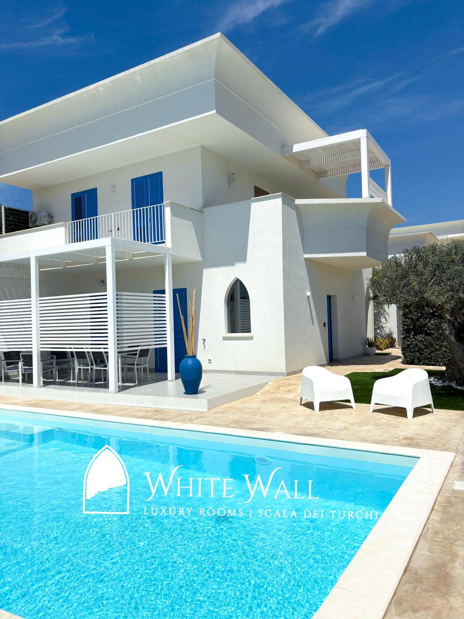 White Wall Luxury Rooms Scala Dei Turchi Реалмонте Екстериор снимка